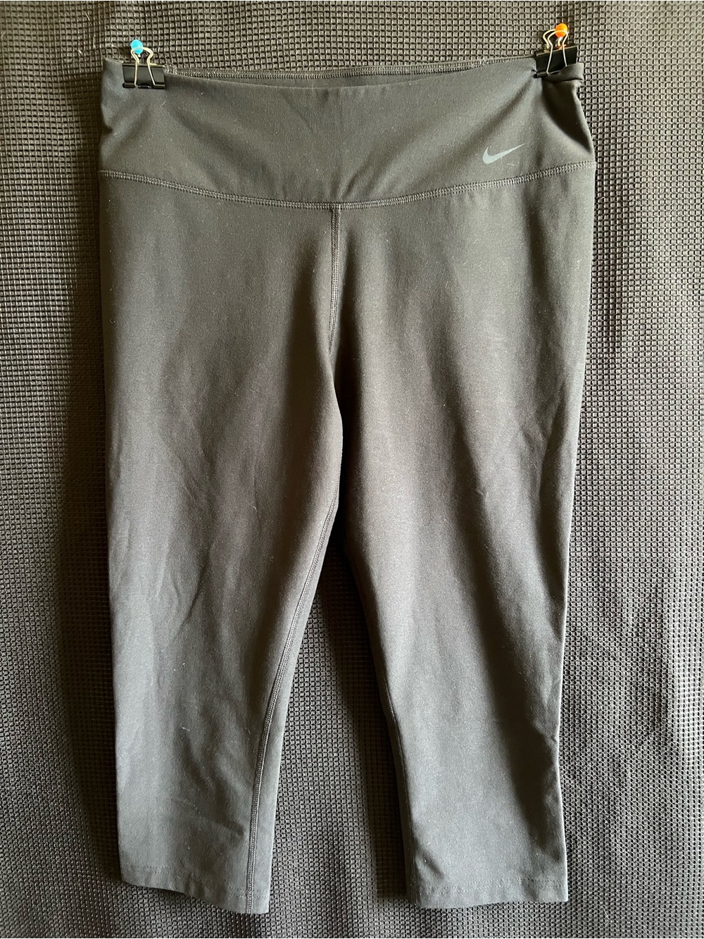 Lot of 4 Women’s Large Athletic Leggings Nike UA Reebok Fabletics Black